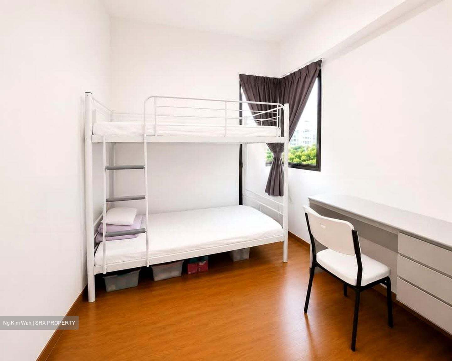 Simsville (D14), Condominium #566153621